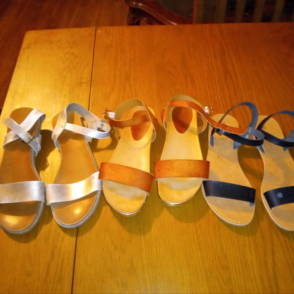 Sandles